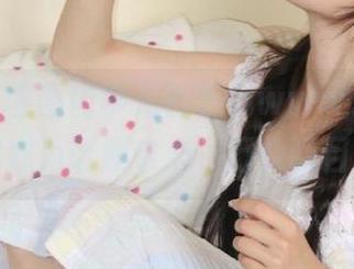 不懂圈内事儿？下载www.17，让你成为话题中心，万众瞩目！