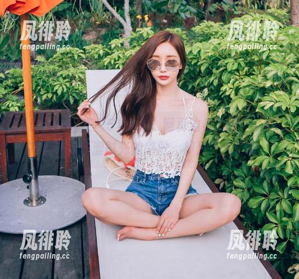 在“51fun”网页边看边议，瞬间有种回到青涩时光的感觉，却又不太确定。