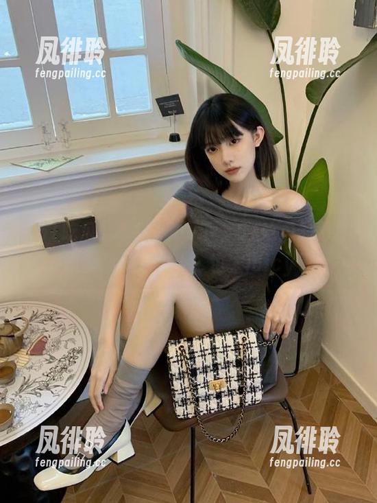突然想说一下，51吃瓜的网址分享，里面的瓜真大，也太juicy了吧～