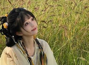 瓜田里种“吃瓜”，51吃瓜中心来分享更好玩的事！