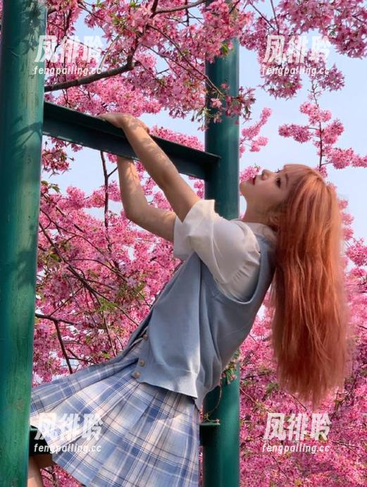 66吃瓜 66吃瓜51网页的“热点旋风”真的是让人心潮澎湃,但我又能否吃得消呢?