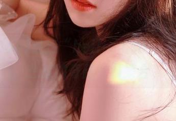 链接“heiliao.su”，你从未想过的奇葩故事集合