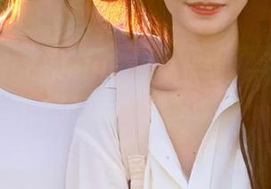 Heiliao最新伏笔，一边擦眼泪一边捧着嘴巴，哈哈哈！