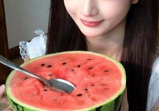 恕我直言，“www.51cg59.me”首页的爆料水平越来越高，今天的料能干出啥？