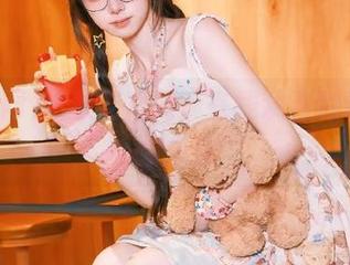 下载吃瓜网，在线观看的乐趣随你想象