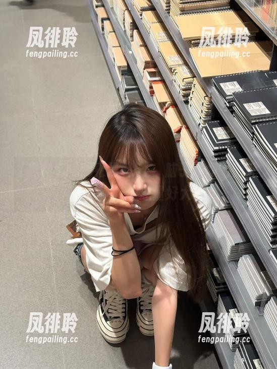 观看黑料51，脑子瞬间飞到外太空，信息量好大