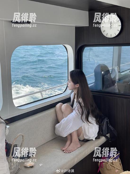 今天“万里长征黑料不打烊”又来“分享”网站新动态，大家准备好瓜了吗？
