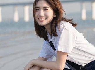 登录后“黑料不打烊”，带你进入“狂吃瓜”模式，注意别咬到舌头哦！