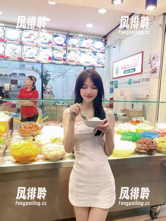 她说黑料不打烊早就换了新的导航地址，我开始怀疑我的方向感