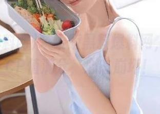 苹果版黑料爆料网，今晚的CP值满分，心态崩坏！