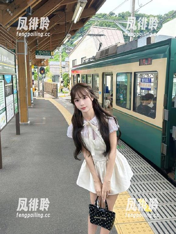 “黑料社网站”导航真的太花哨了，看得我眼花缭乱，哪儿是重点啊？