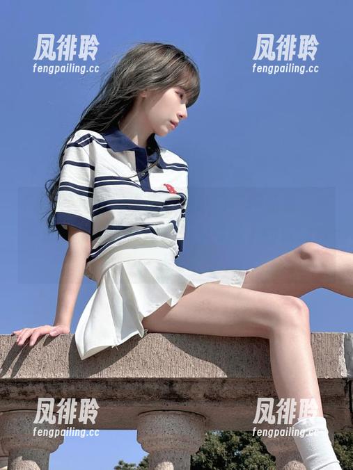 “黑料网曝门”网站里，有多少真相等着被遗忘，像货架上的过期食品。
