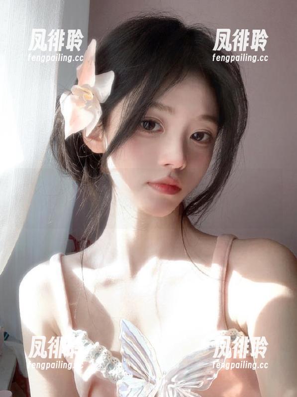 用“黑料网曝门”app，友谊的小船说翻就翻，八卦人设没底线！