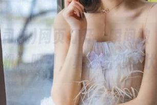 网页打开，瞬间被“黑料老司机”吸引，真该给他奖状！